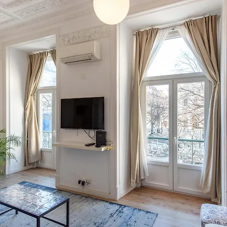 Sao Paulo Square-historic Centre ליסבון